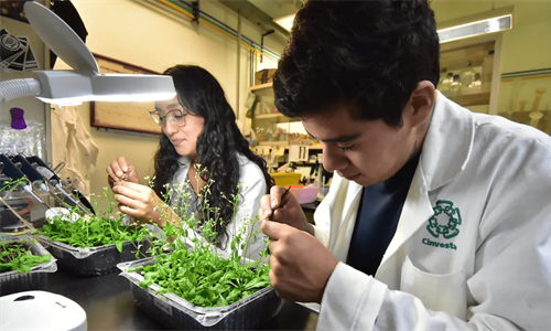 Abre UGA Langebio y el CINVESTAV sus puertas a estudiantes