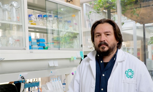 Entrevista con el Dr. Alfredo Cruz
